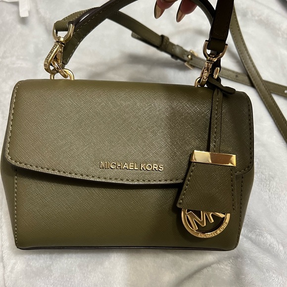 Mini Michael Kors bag - Picture 1 of 7